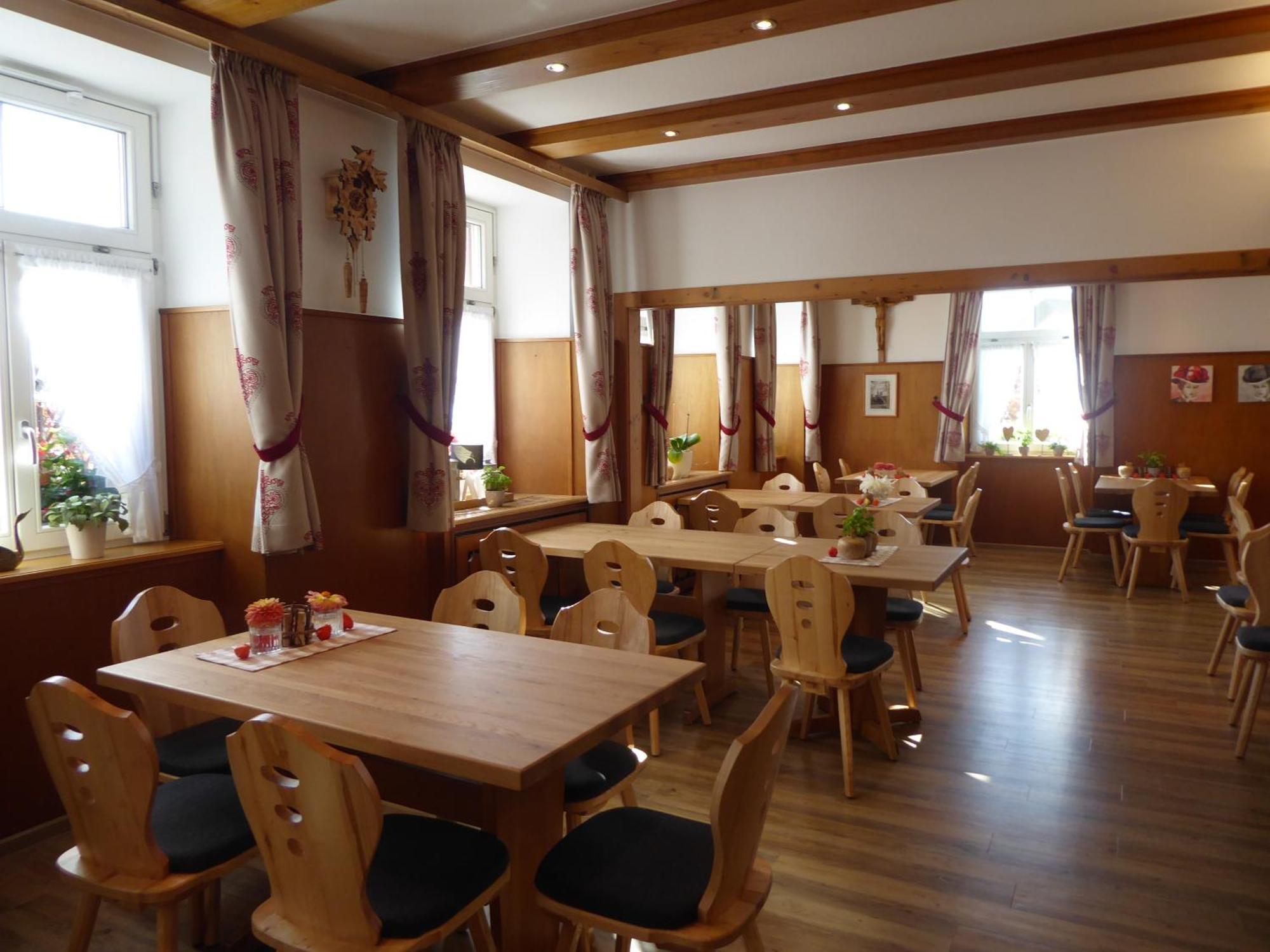 Gasthaus Zum Schwanen Uhlingen-Birkendorf Εξωτερικό φωτογραφία